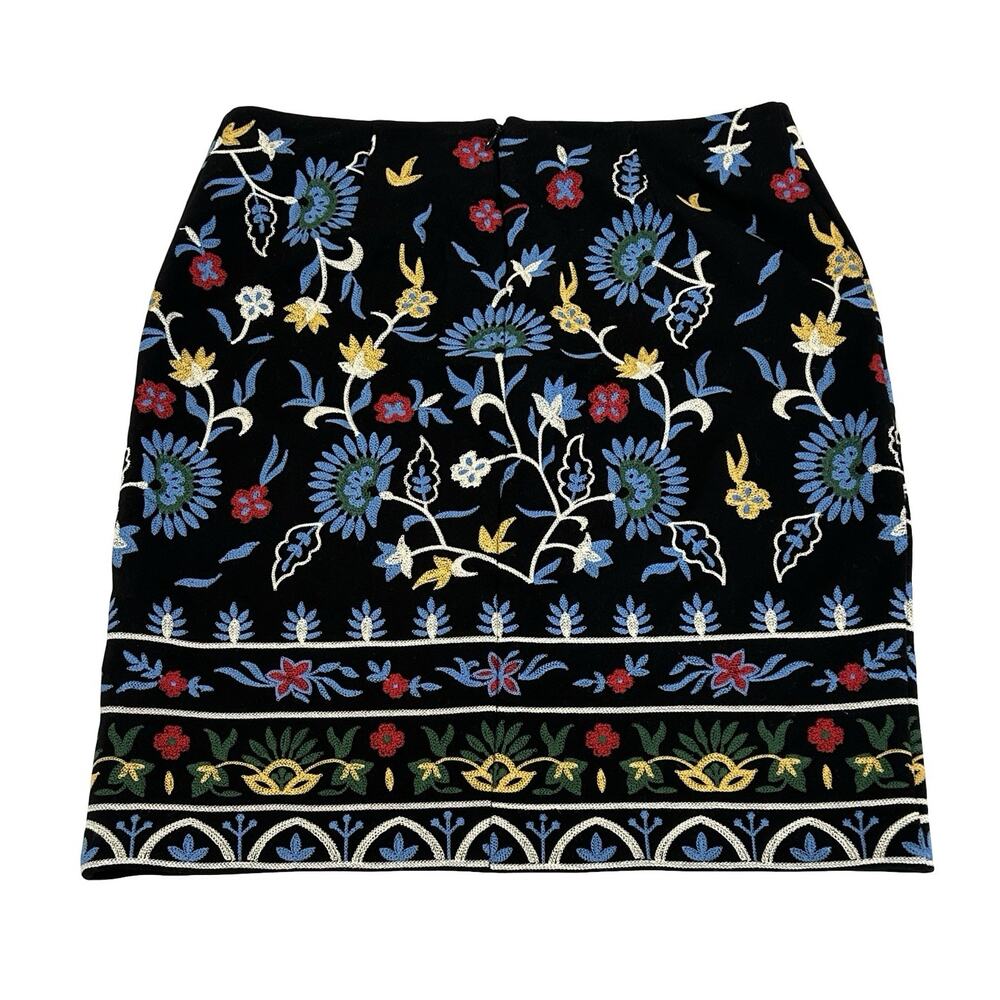 J. McLaughlin Pencil Skirt Womens Size 4 Black Embroidered Bainbridge Lined Boho - Picture 3 of 7